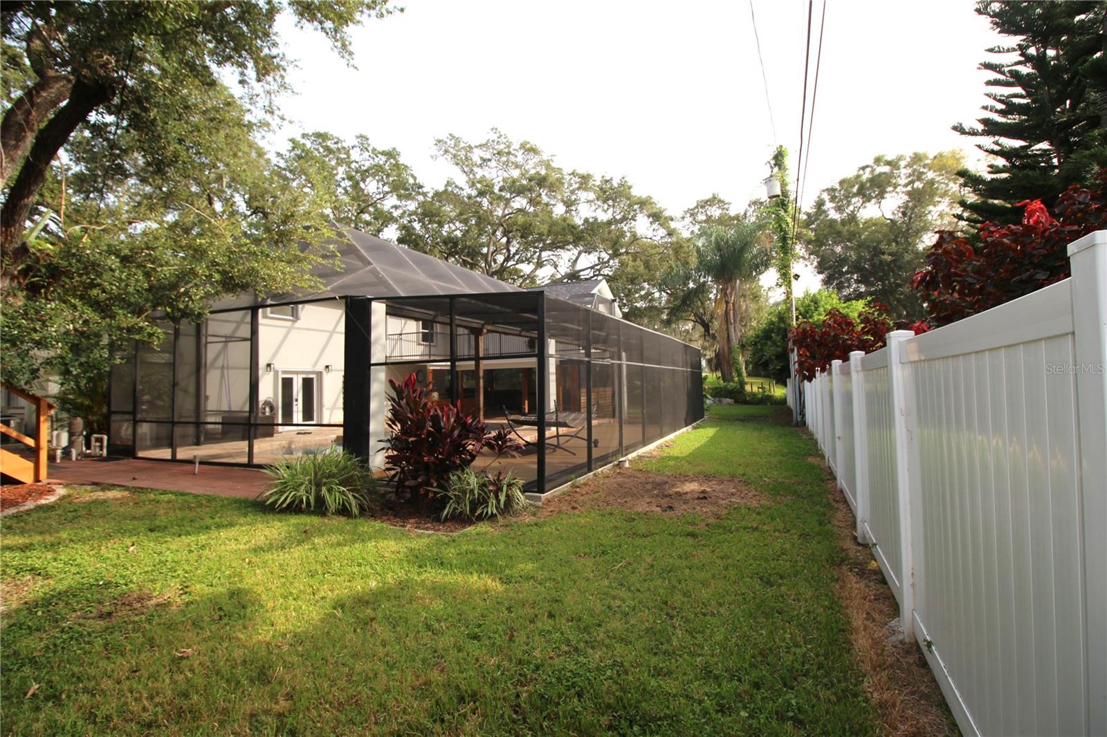 DE SOTO ESTATES - Residential