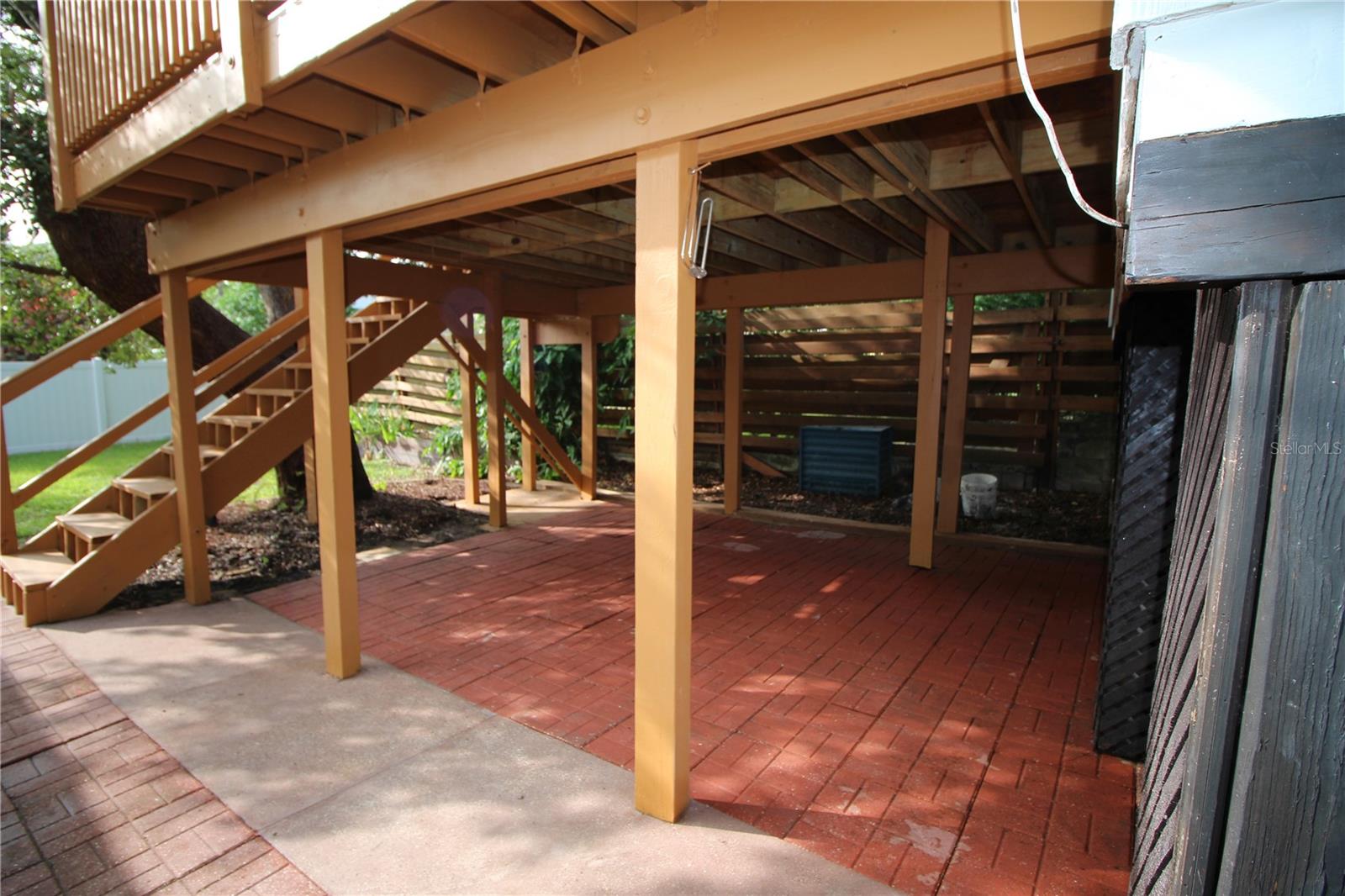 DE SOTO ESTATES - Residential