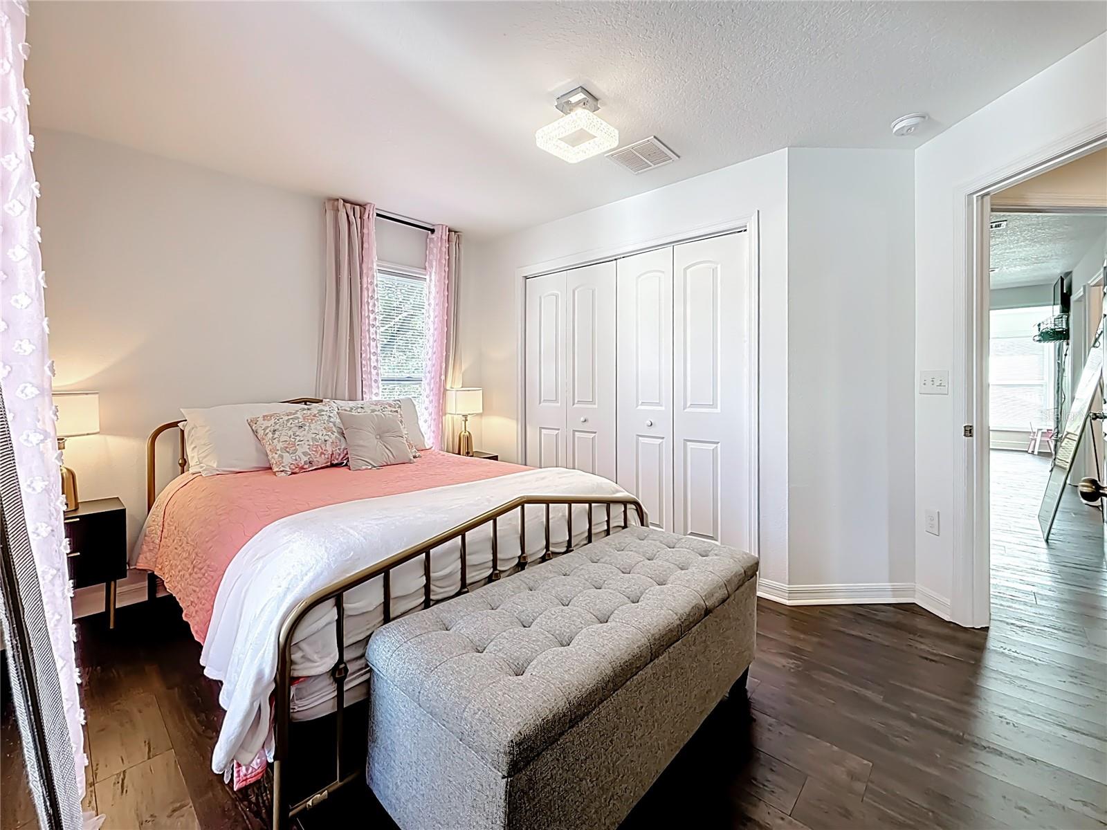 ORANGE PARK 7 PG 48 - Residential