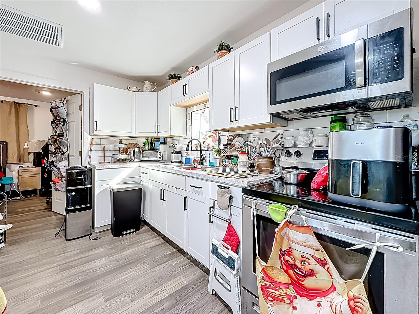 ORANGE PARK 7 PG 48 - Residential