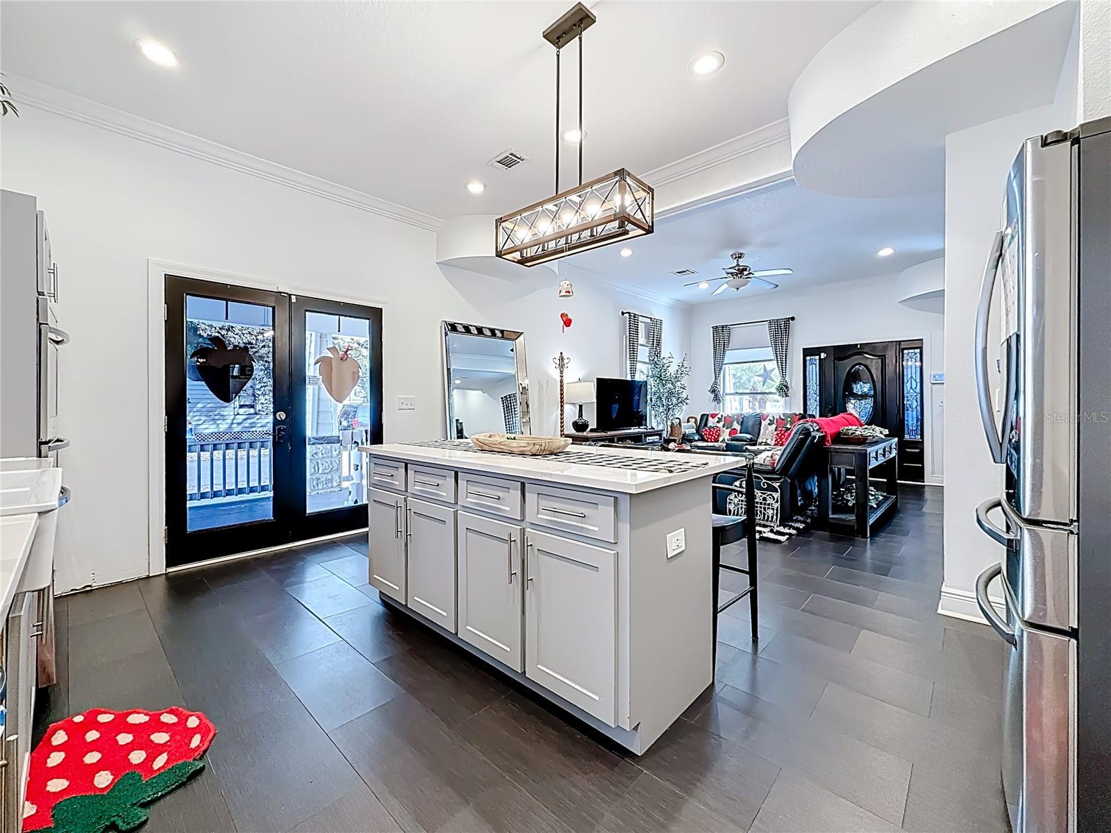 ORANGE PARK 7 PG 48 - Residential