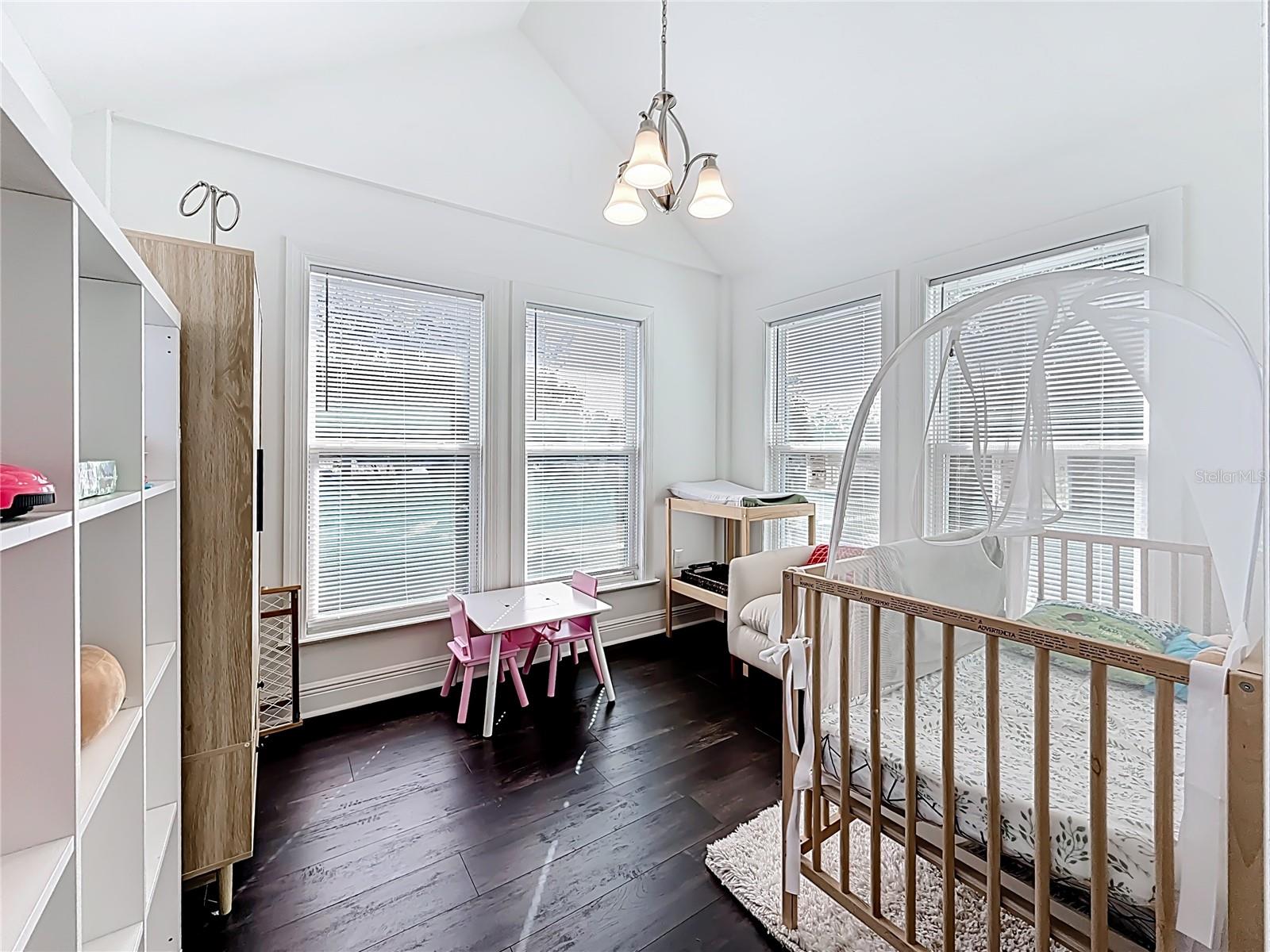 ORANGE PARK 7 PG 48 - Residential