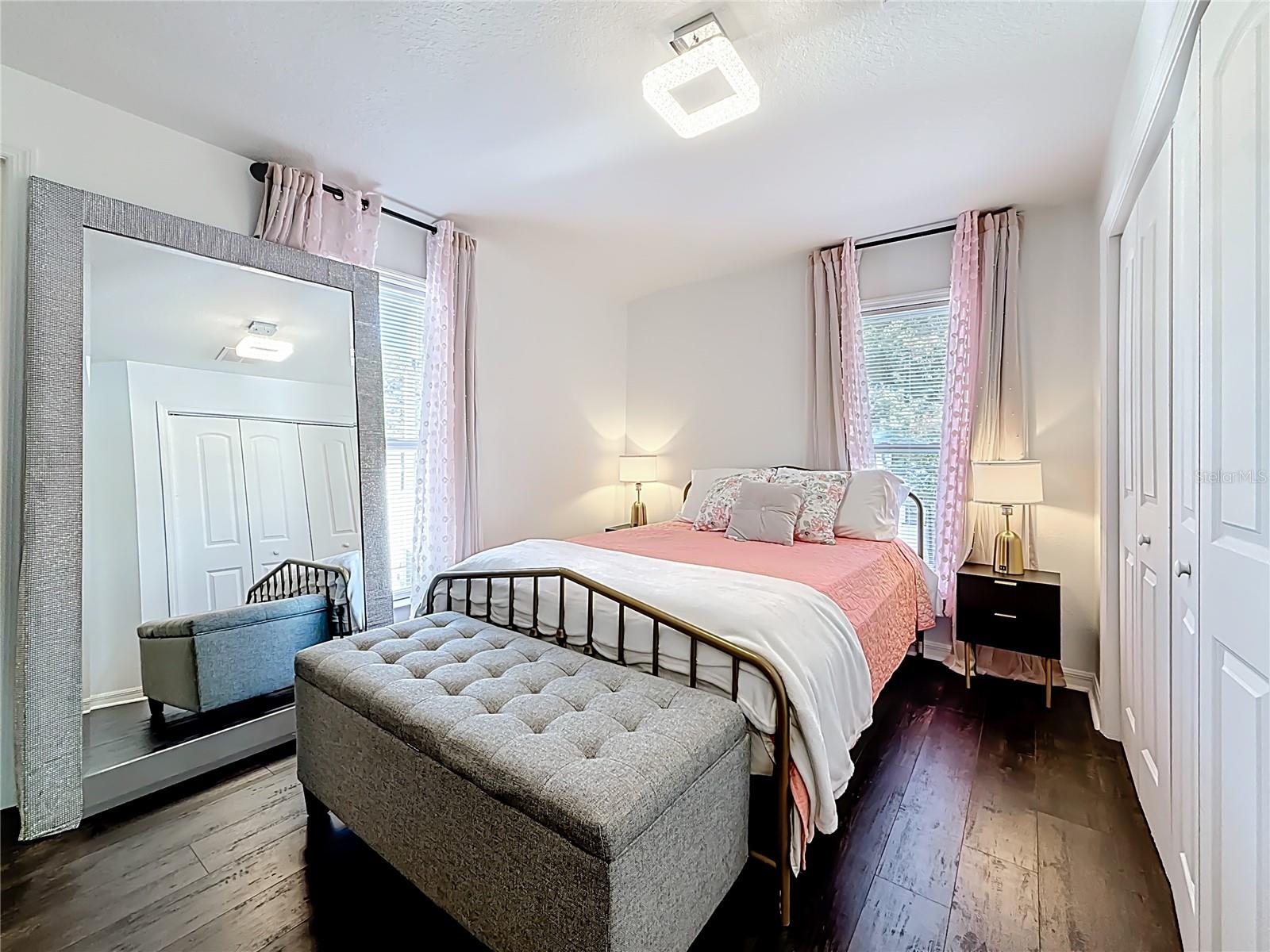 ORANGE PARK 7 PG 48 - Residential