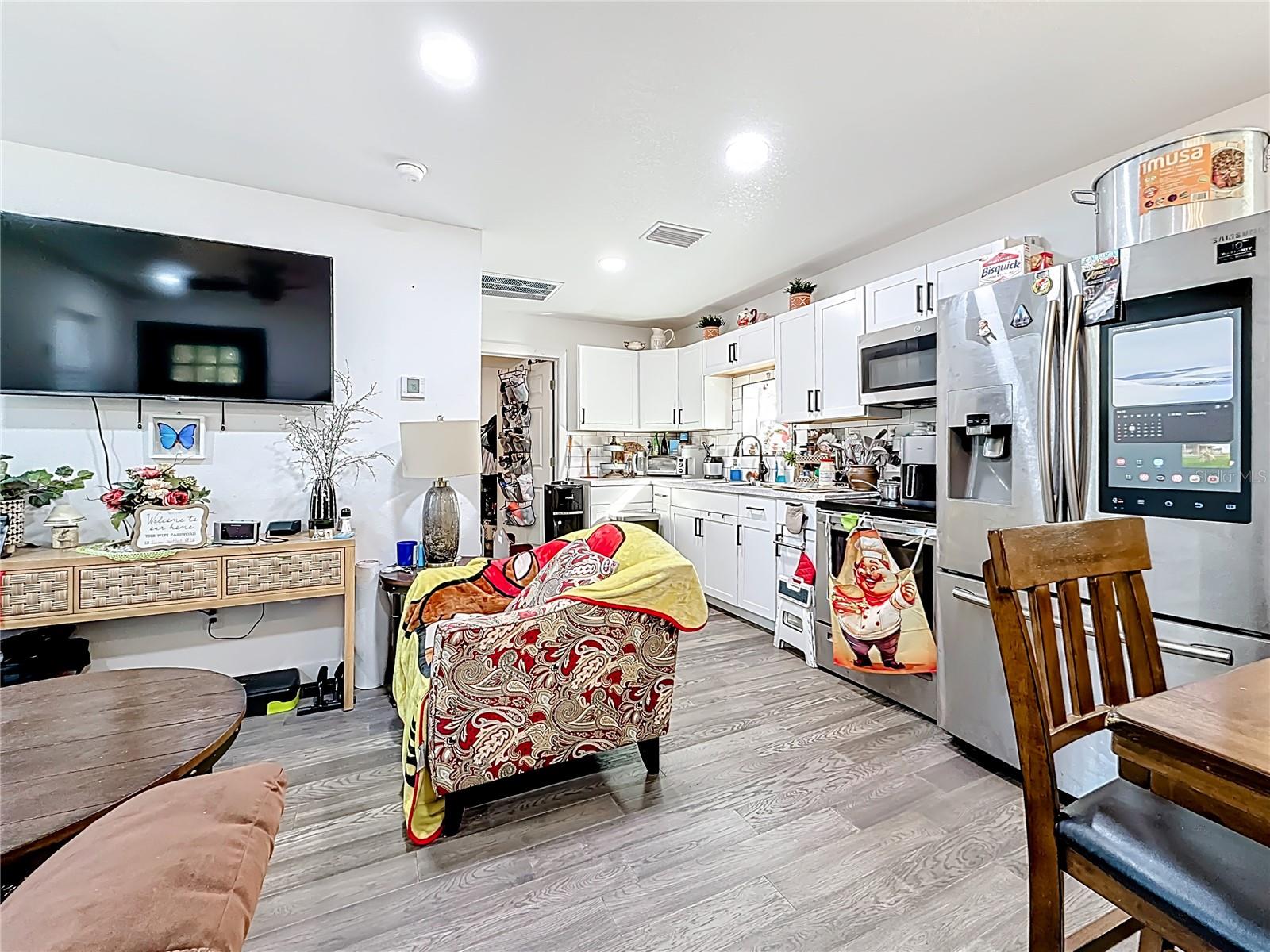 ORANGE PARK 7 PG 48 - Residential