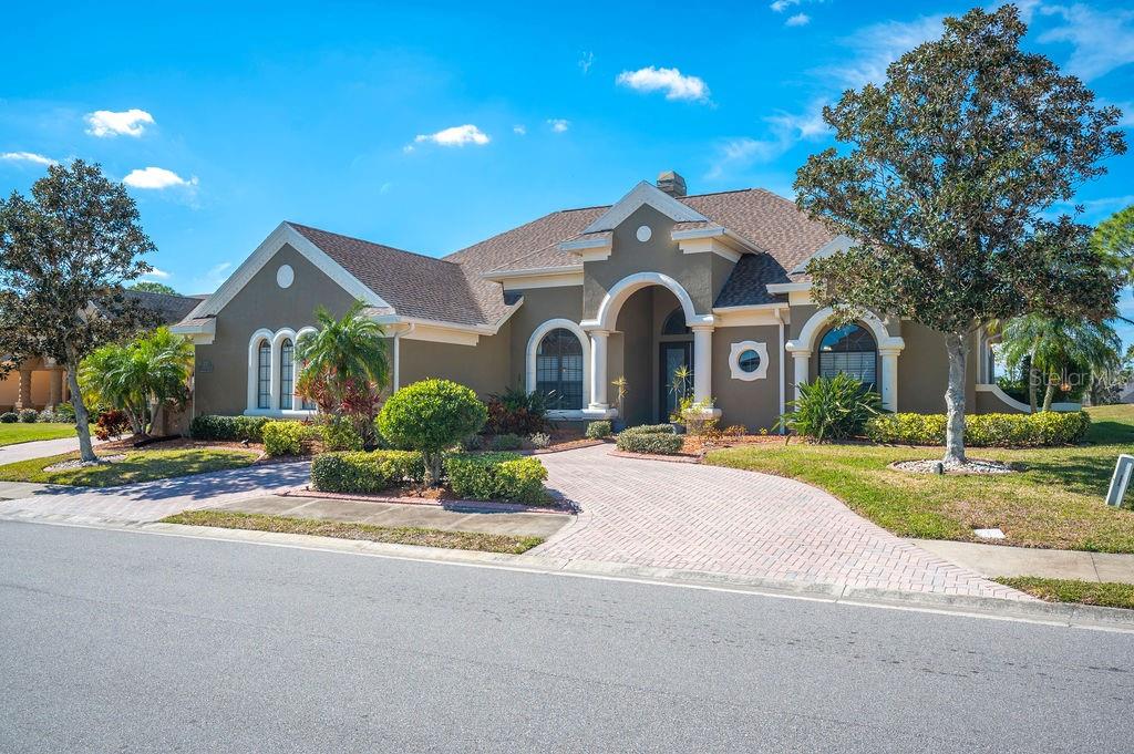 1217 VISTA HILLS DRIVE