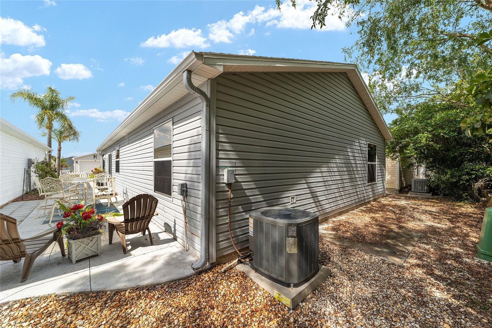 VILLAGES OF SUMTER VILLA NATCHEZ - Residential