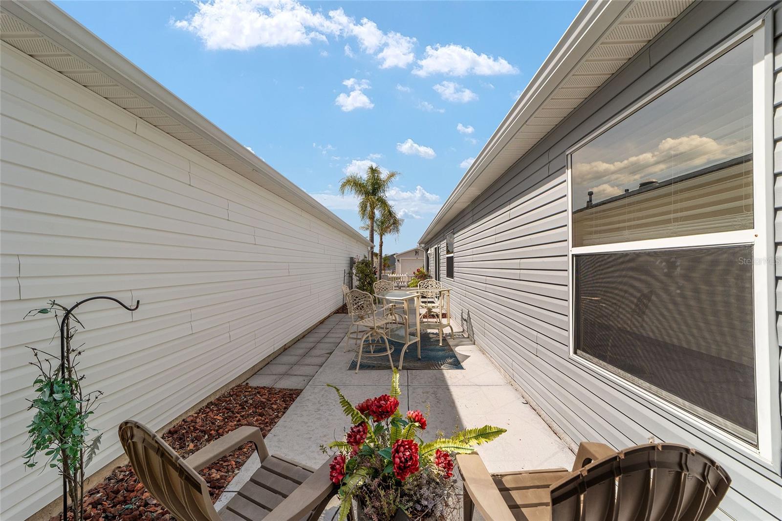 VILLAGES OF SUMTER VILLA NATCHEZ - Residential