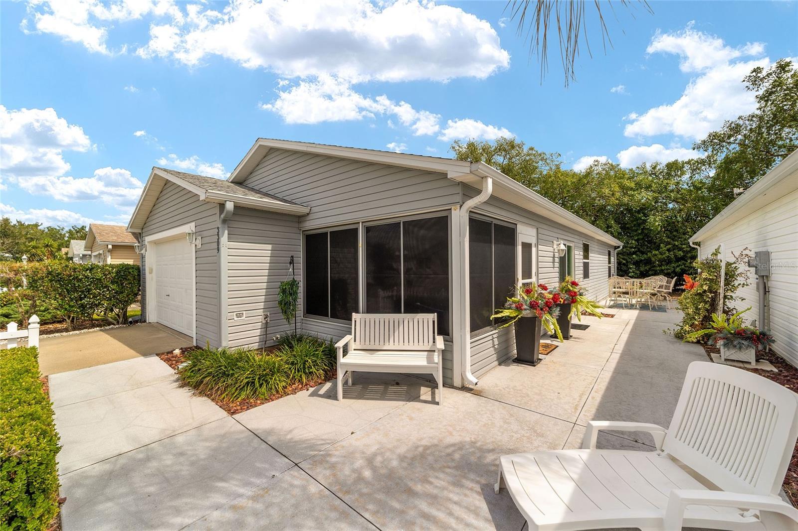 VILLAGES OF SUMTER VILLA NATCHEZ - Residential