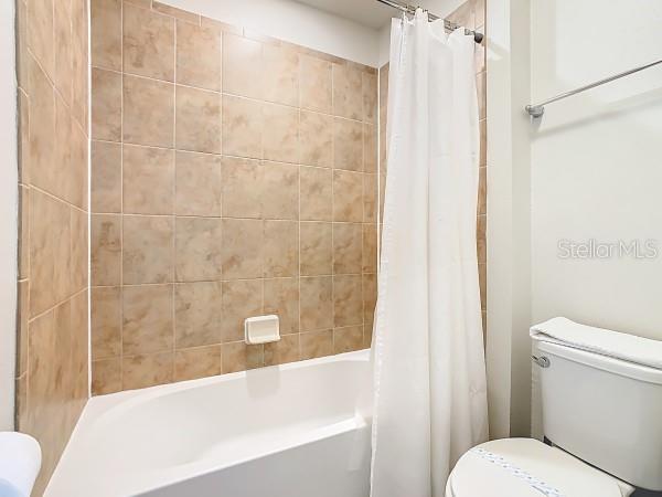 OAKMONT TWNHMS PH 2R - Residential