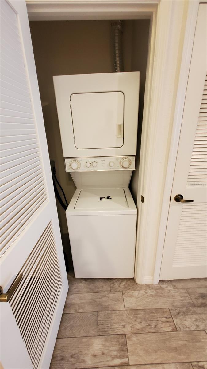 VENETIAN BAY VILLAGE CONDO PH 3 - Residential