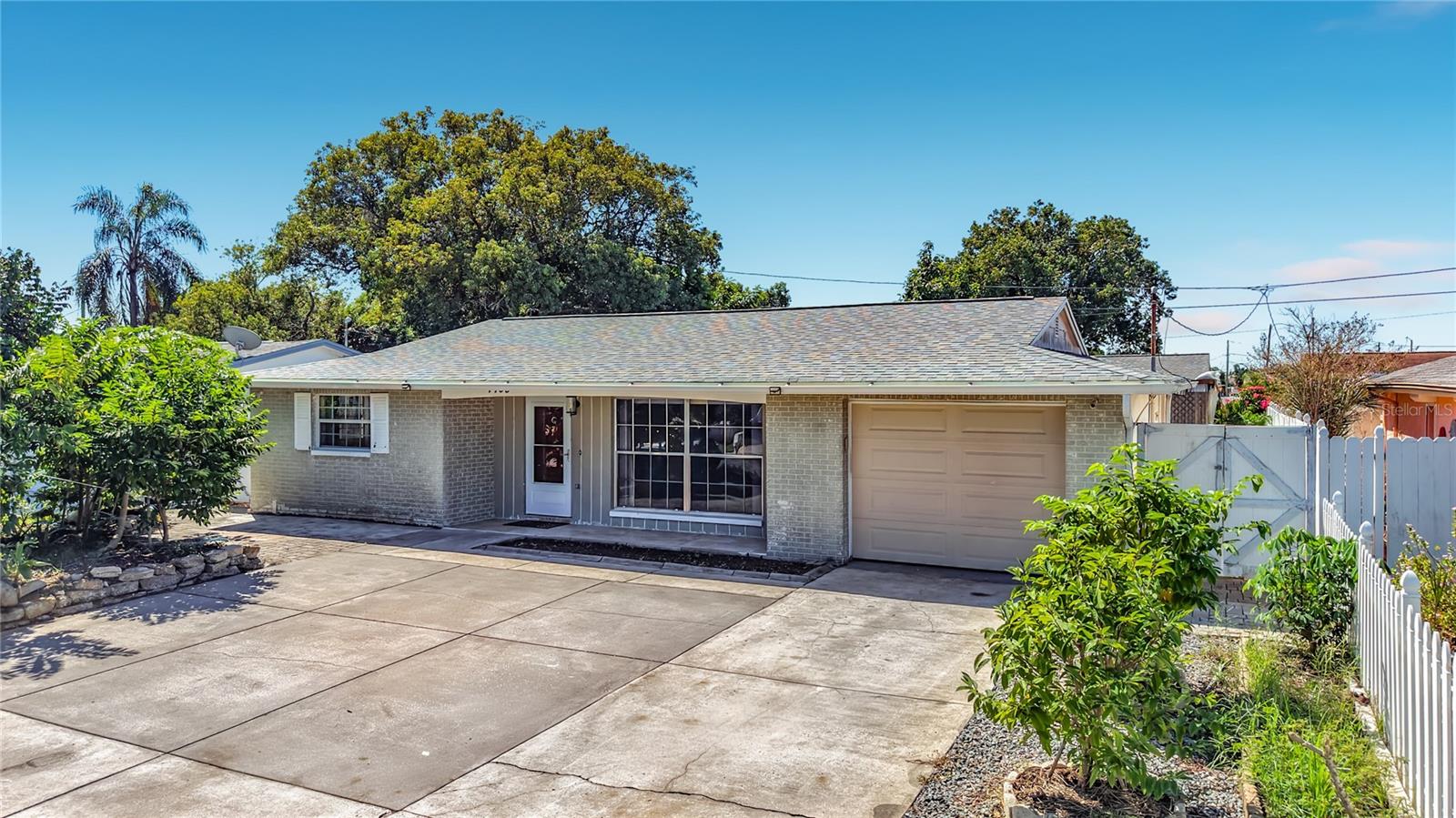 1153 CHANCELLOR DRIVE