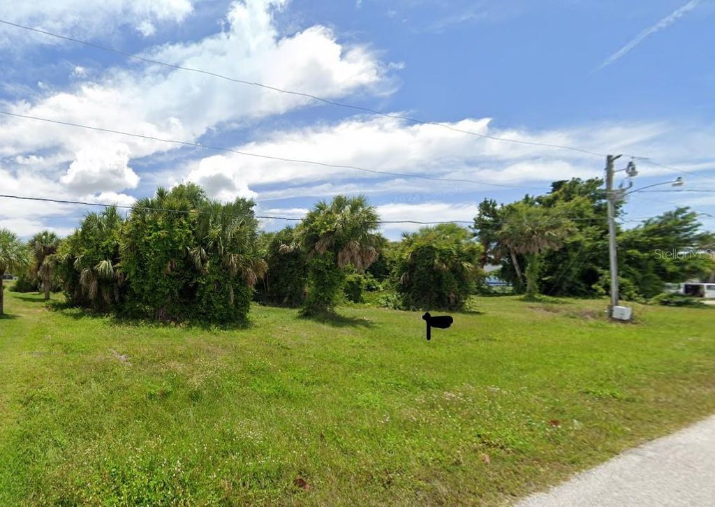 Photo of 66 Bunker Court, Rotonda West, FL 33947 (MLS # D6136107)
