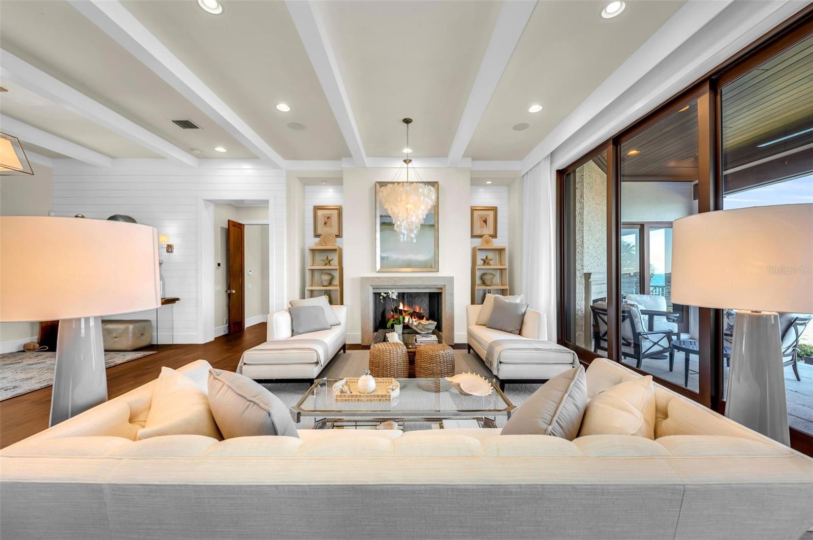 COUNTRY CLUB SHORES SEC 02 - Residential