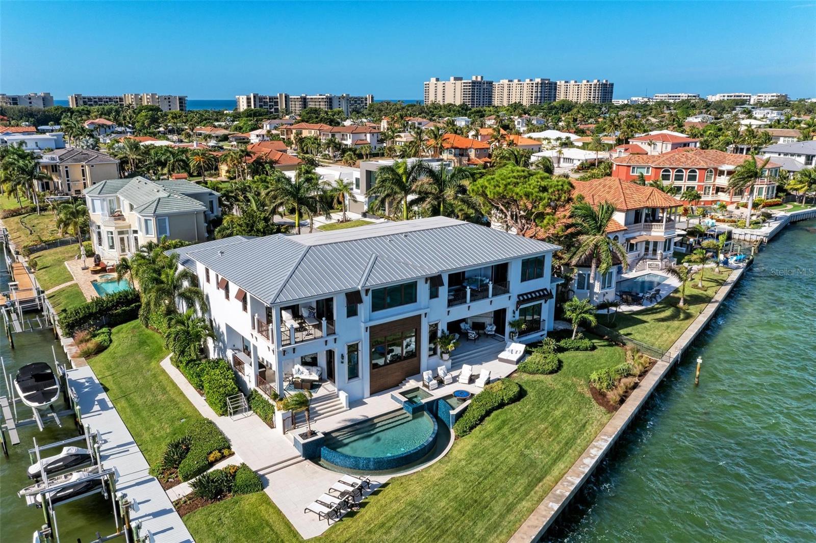COUNTRY CLUB SHORES SEC 02 - Residential