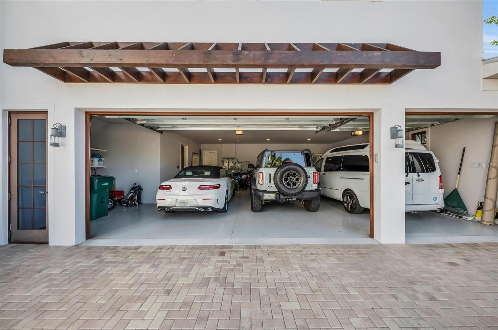 COUNTRY CLUB SHORES SEC 02 - Residential