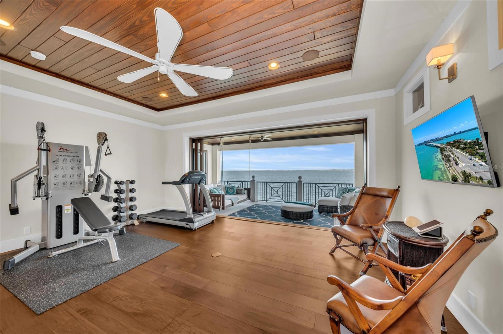 COUNTRY CLUB SHORES SEC 02 - Residential
