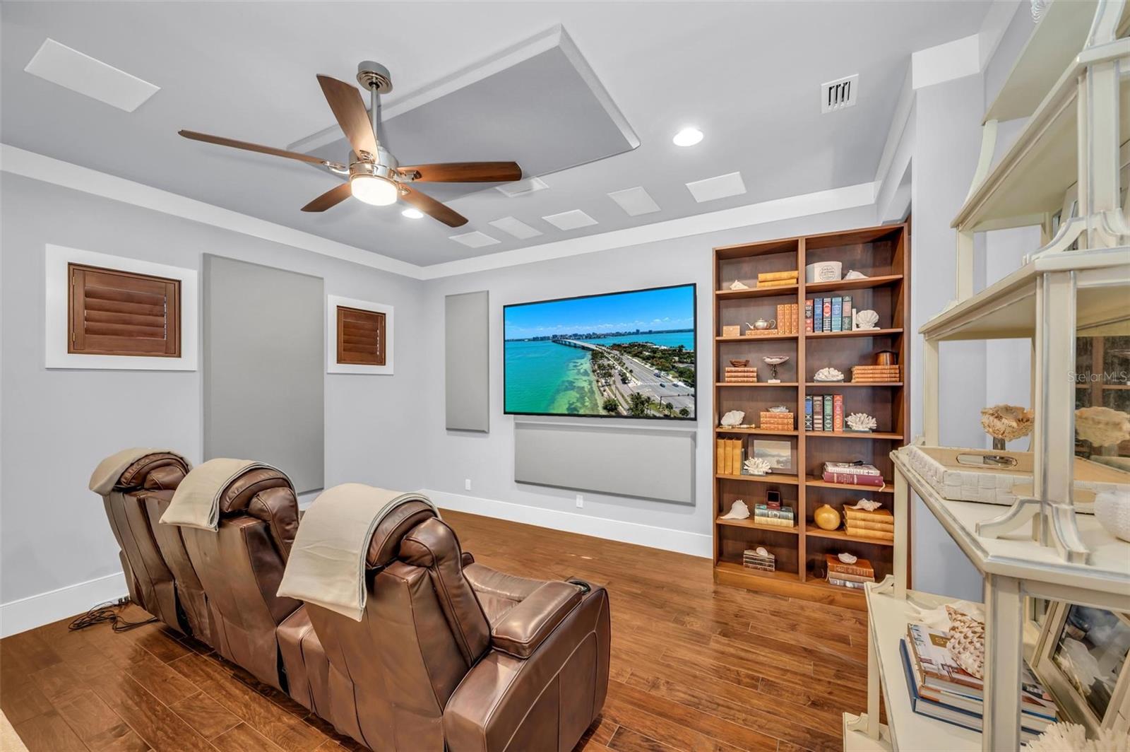 COUNTRY CLUB SHORES SEC 02 - Residential