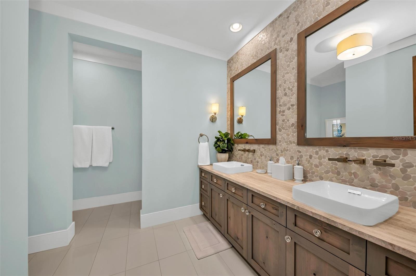 COUNTRY CLUB SHORES SEC 02 - Residential