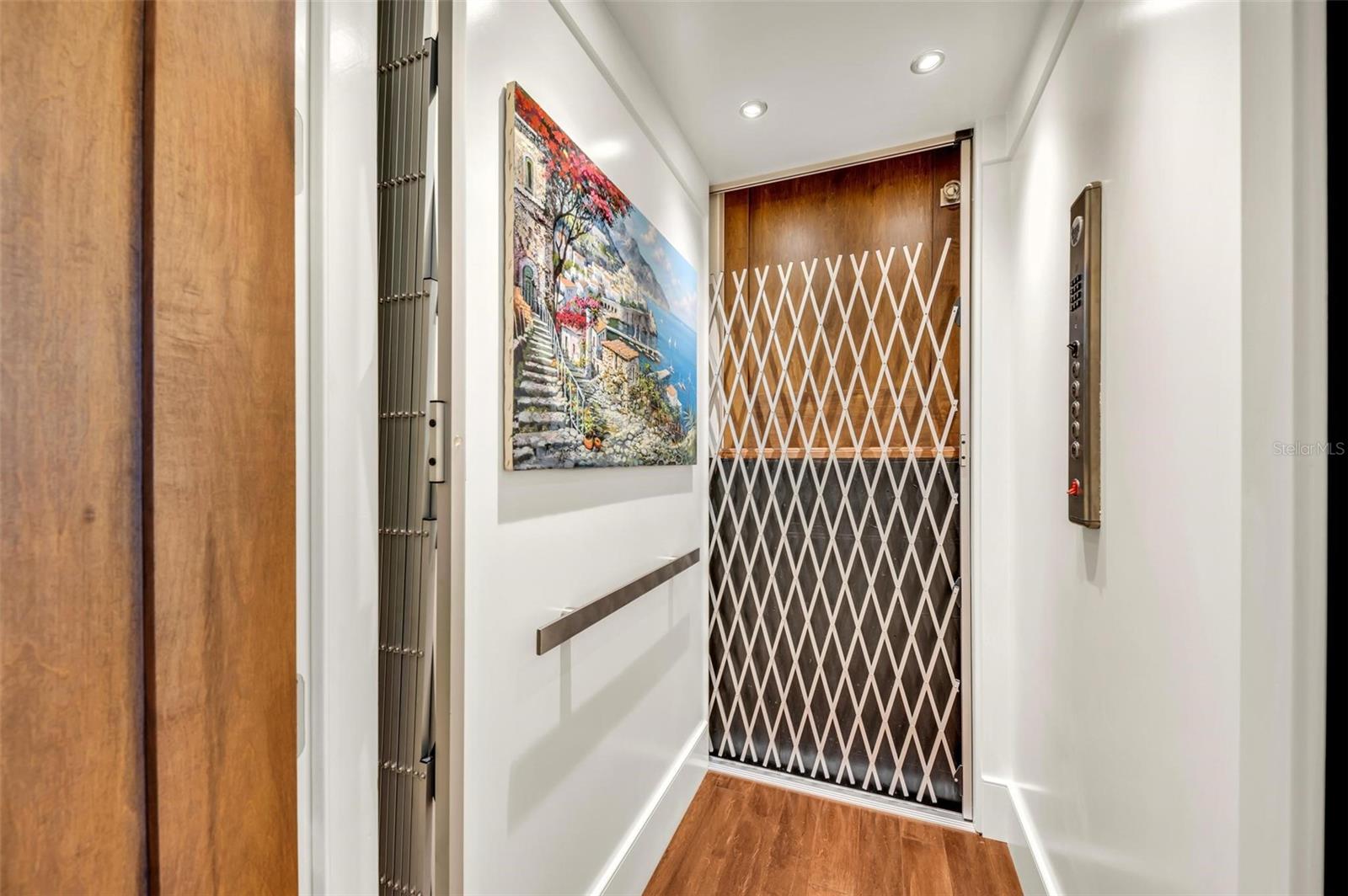 COUNTRY CLUB SHORES SEC 02 - Residential