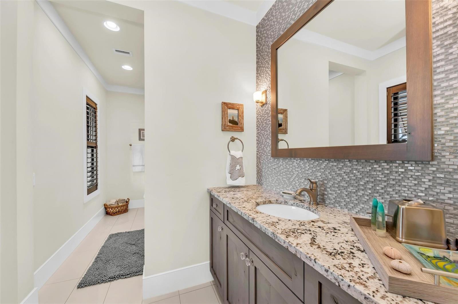 COUNTRY CLUB SHORES SEC 02 - Residential