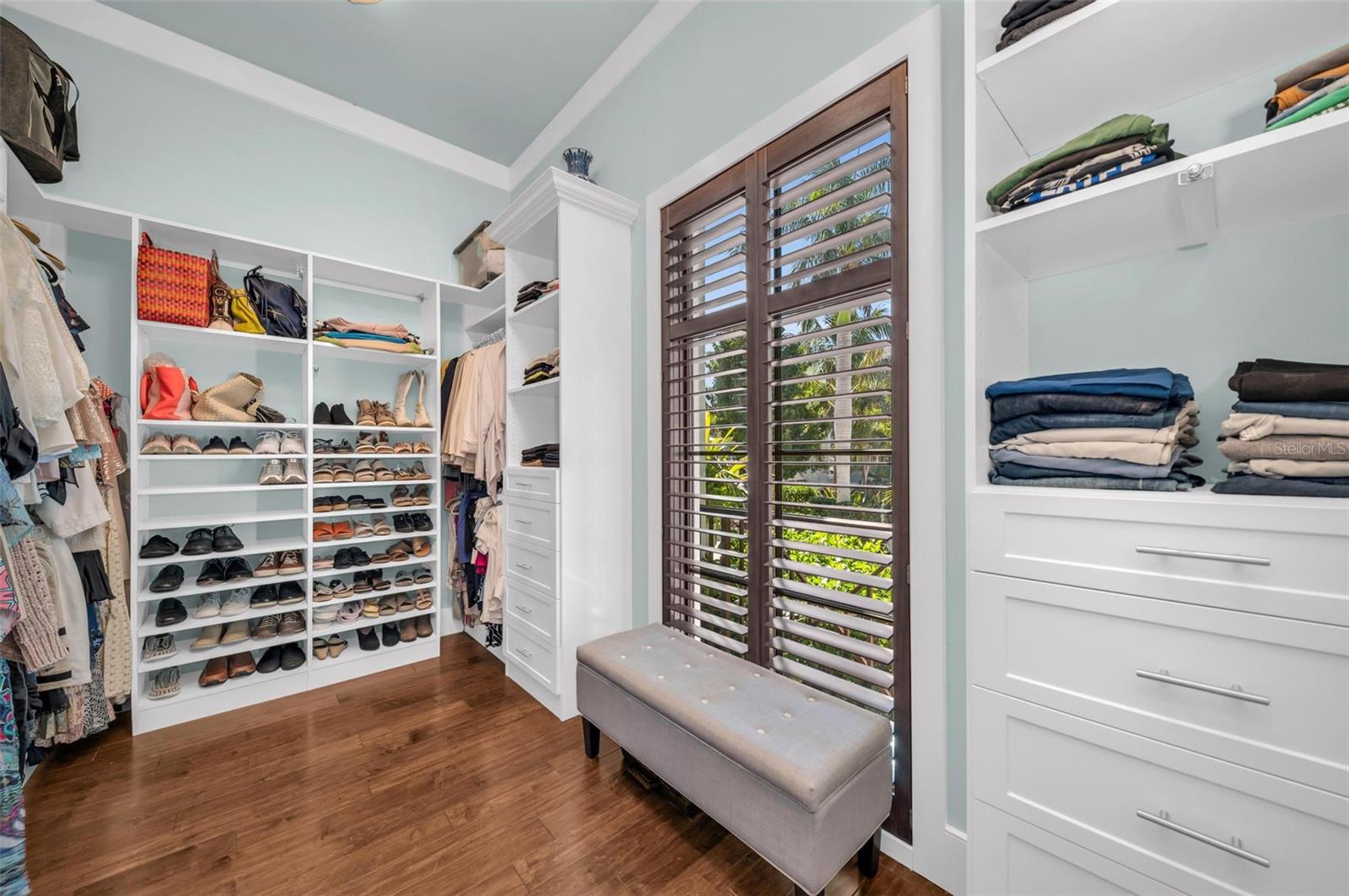 COUNTRY CLUB SHORES SEC 02 - Residential