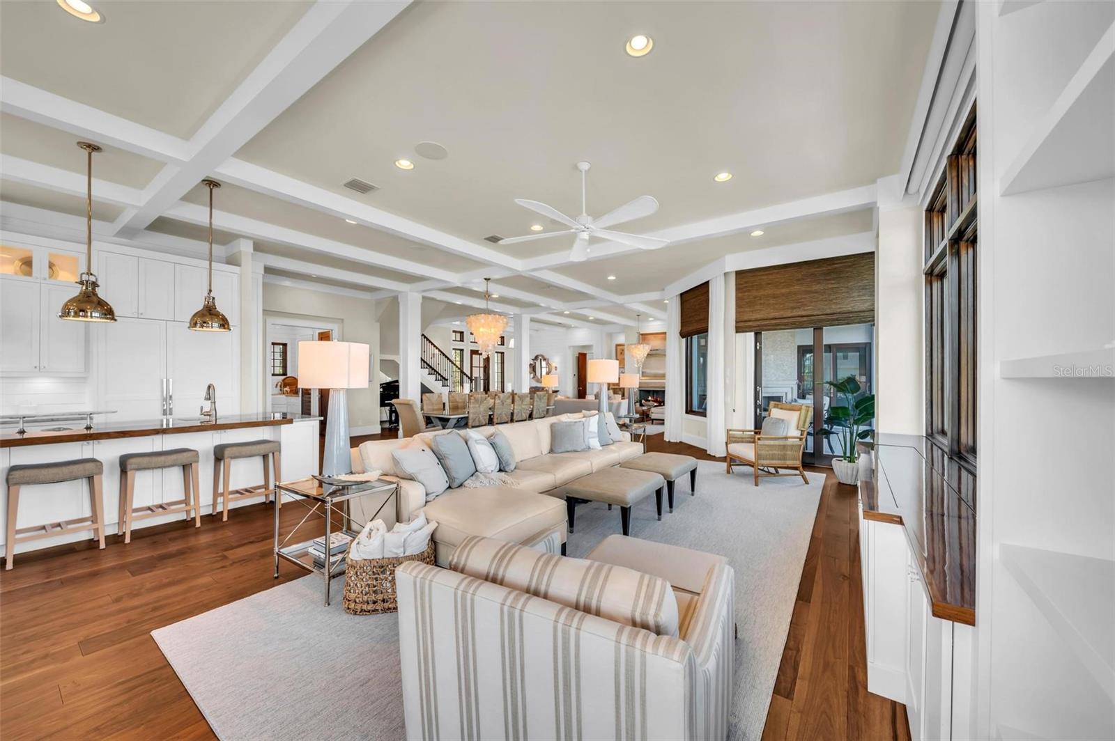 COUNTRY CLUB SHORES SEC 02 - Residential
