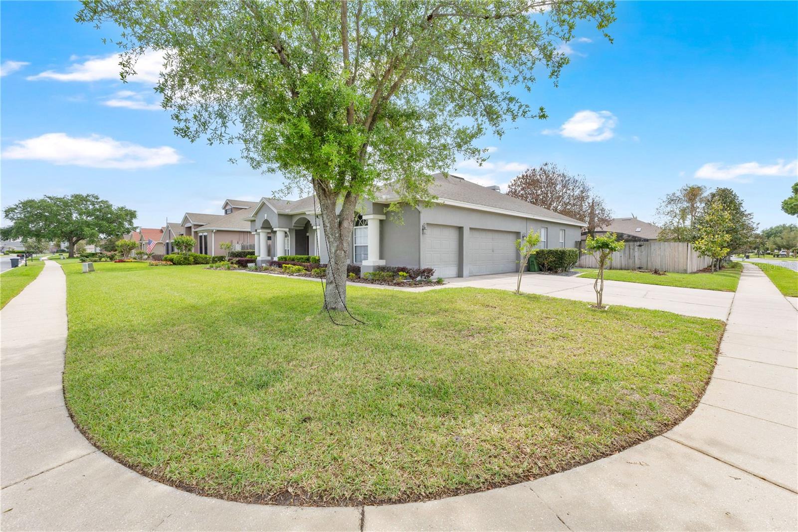 CONWAY GROVES - Residential