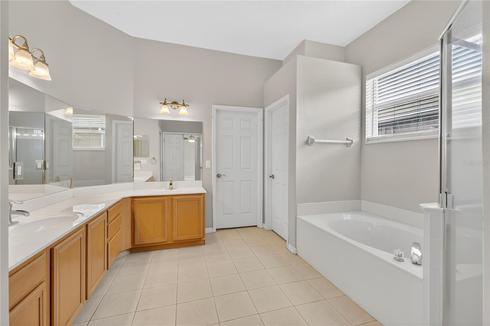 CONWAY GROVES - Residential