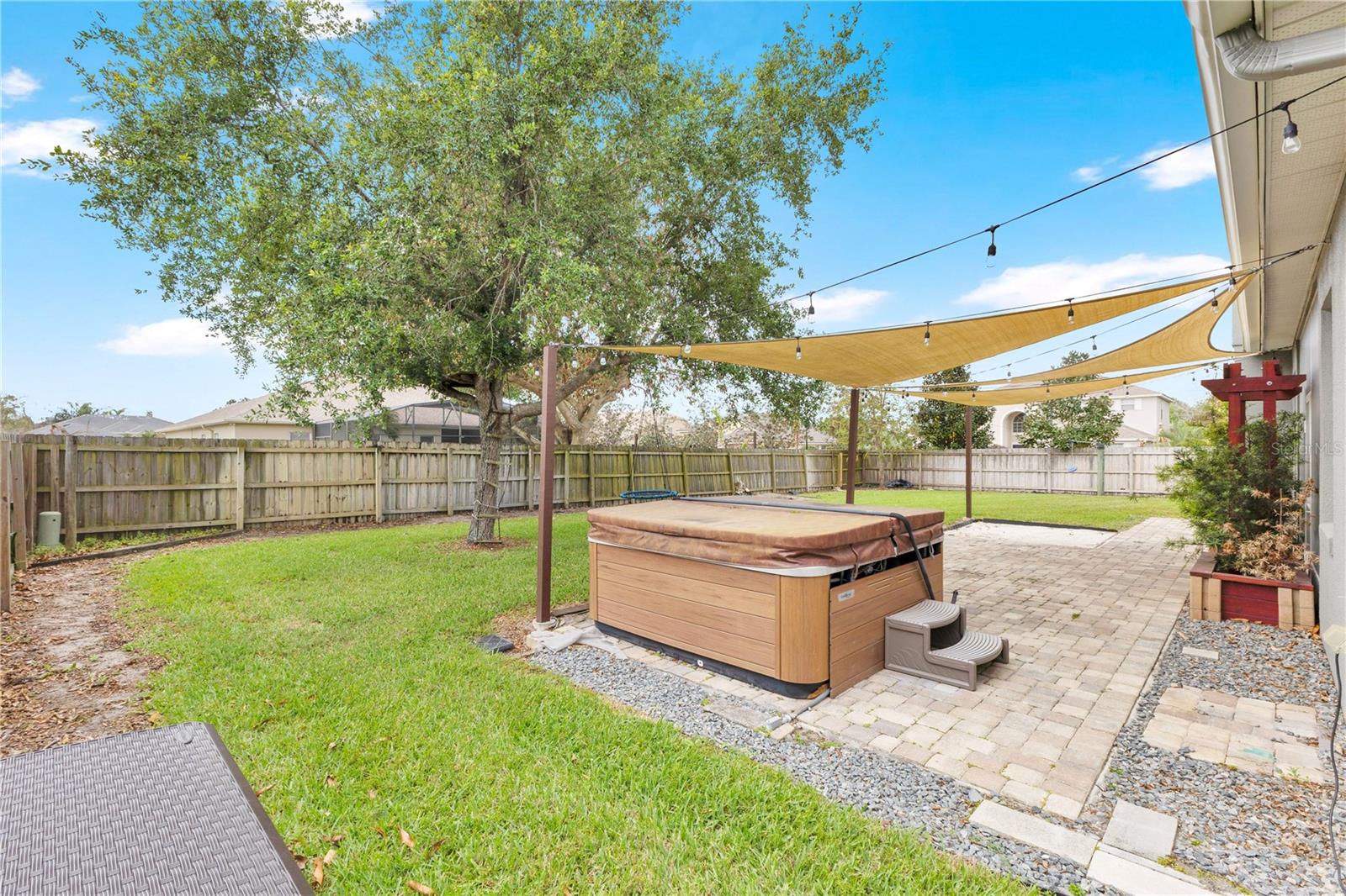 CONWAY GROVES - Residential