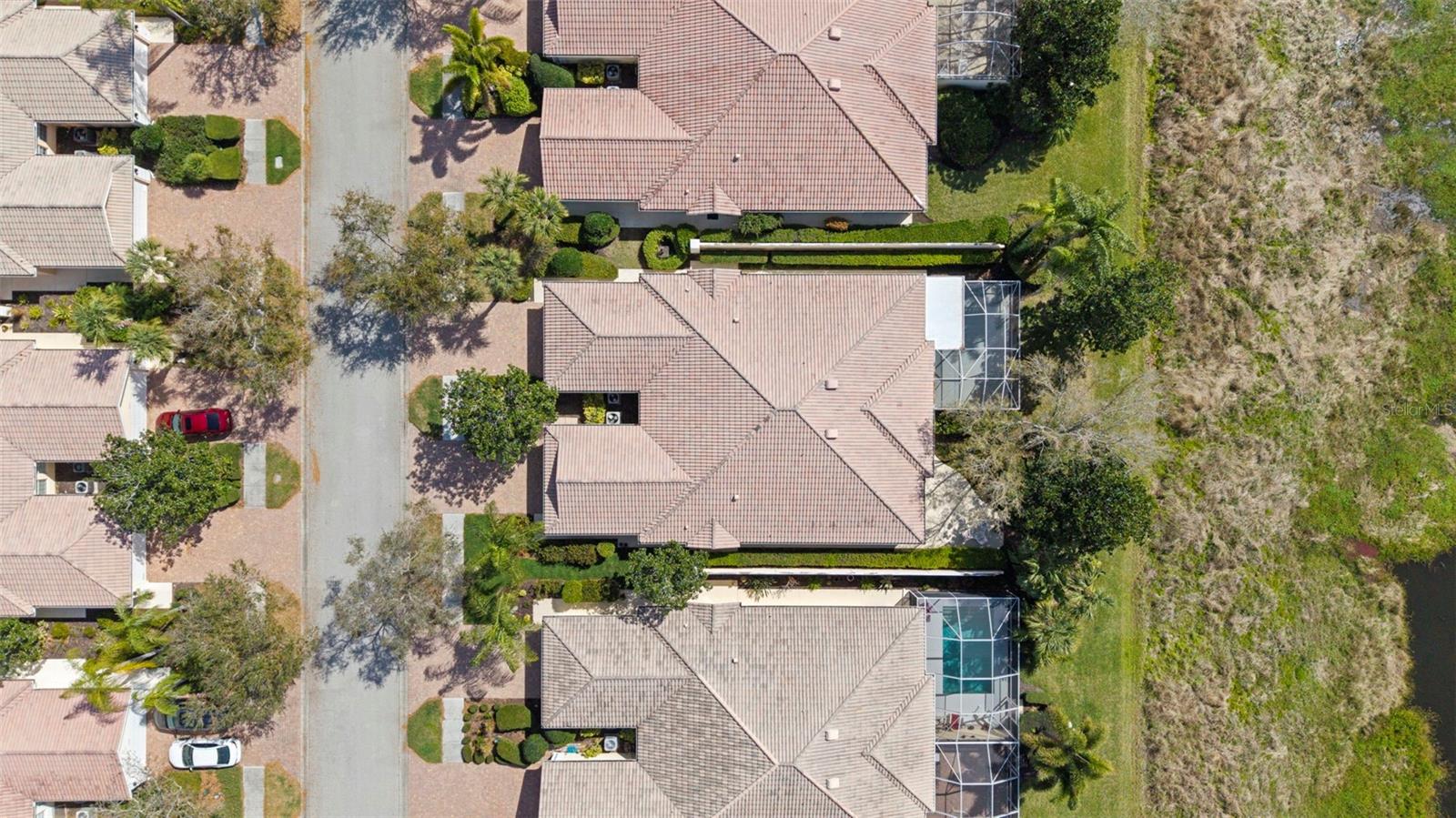 VILLAGEWALK - Residential