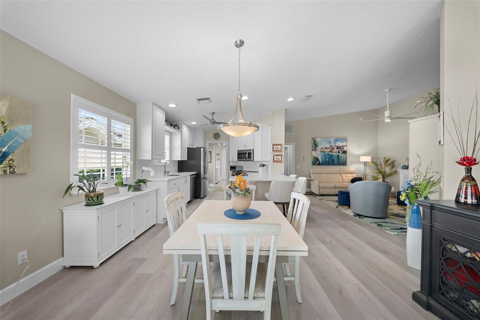 VILLAGEWALK - Residential