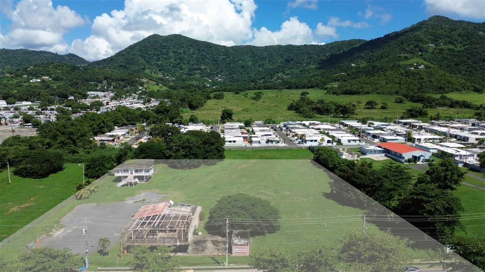 Carretera 901 km 3.1 BARRIO EMAJAGUAS
