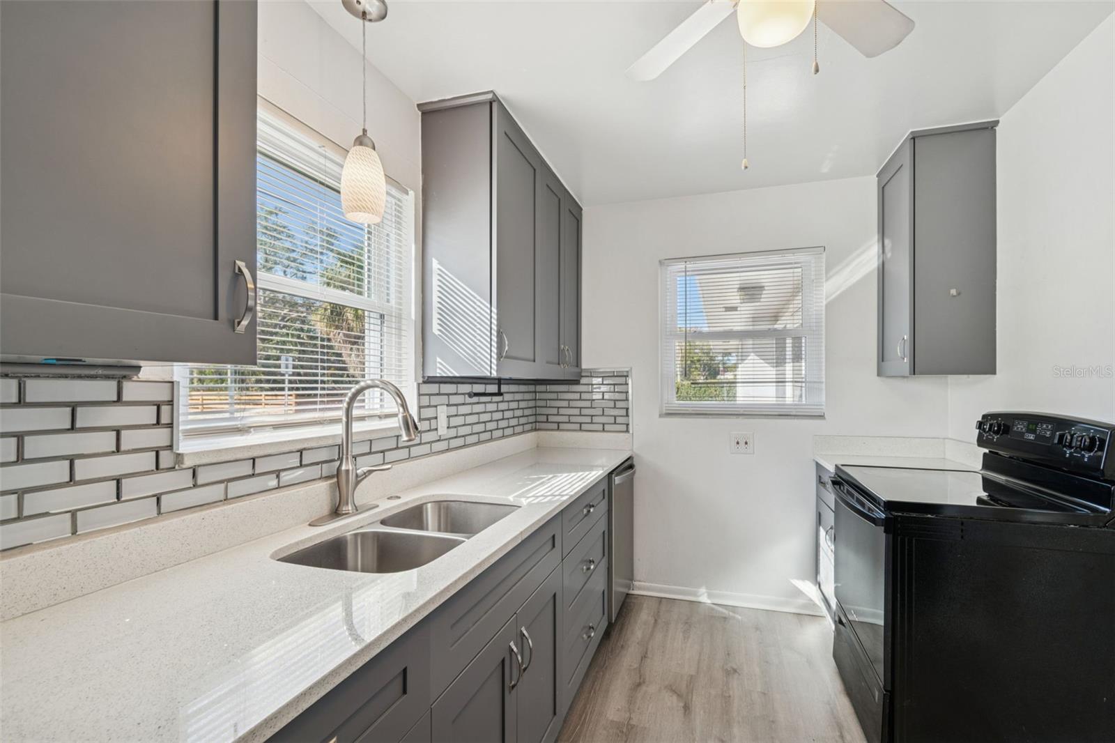 LAMBS PT REP OF SUMMIT GROVE - Residential Lease