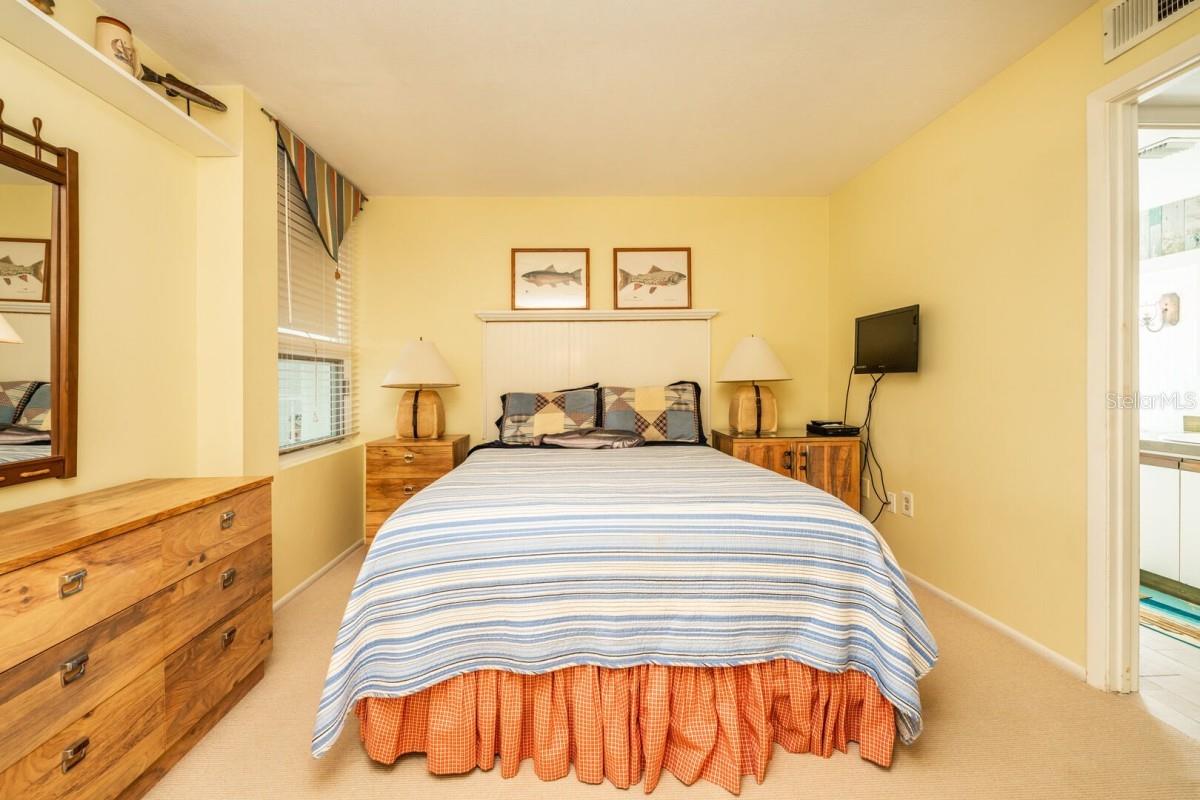 OCEAN VIEW TOWERS CONDO - Residential