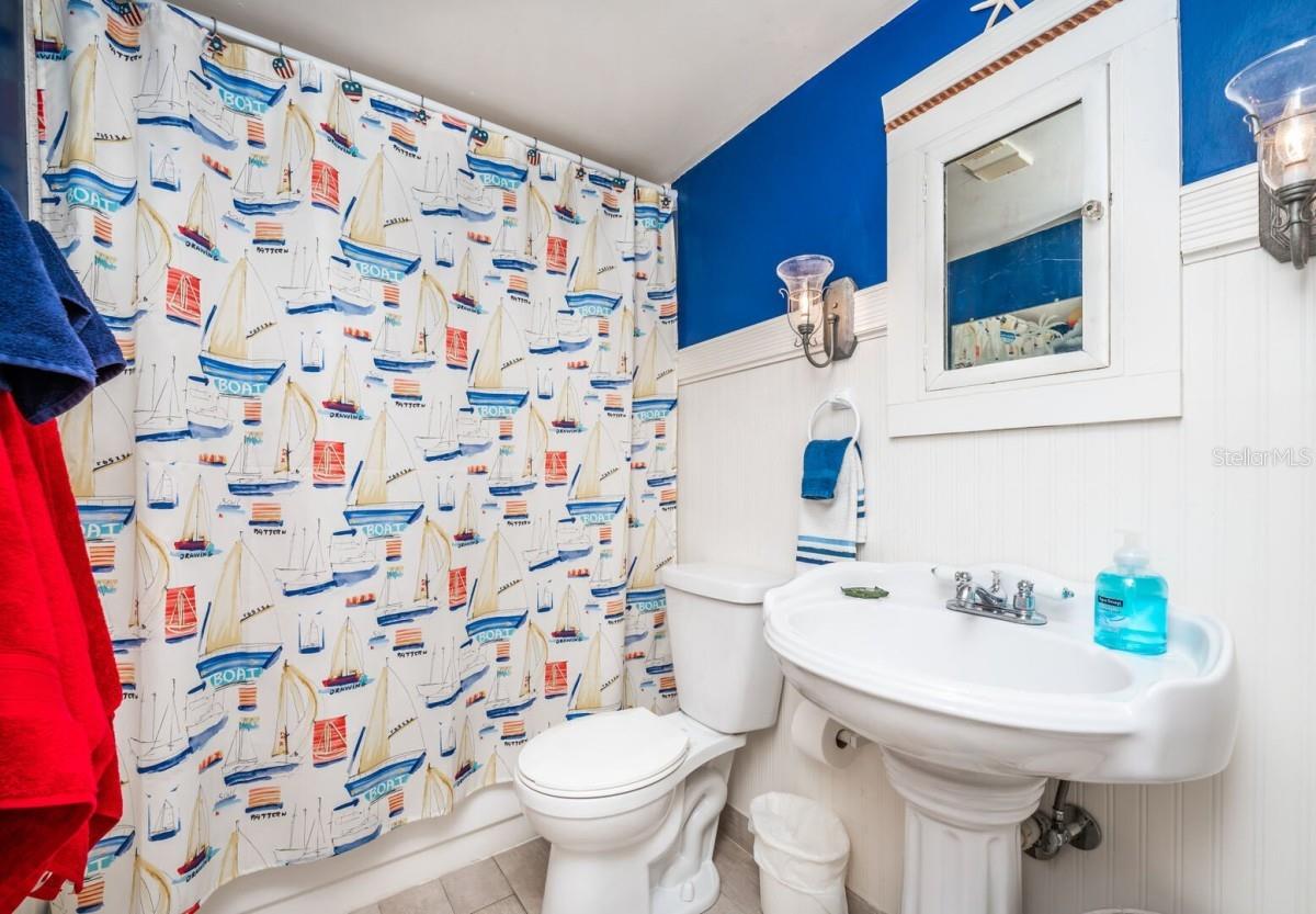 OCEAN VIEW TOWERS CONDO - Residential