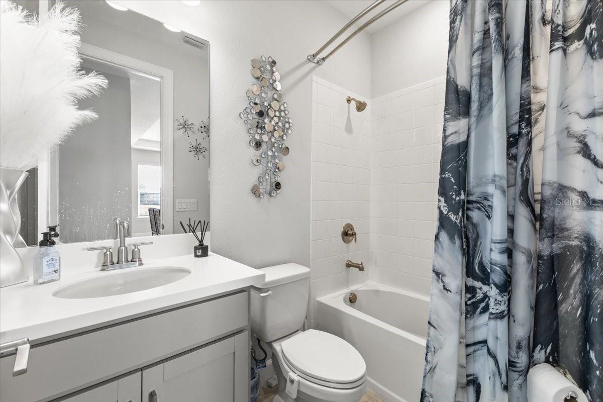 ARTISAN LAKES ESPLANADE PH V SUBPH B & C - Residential