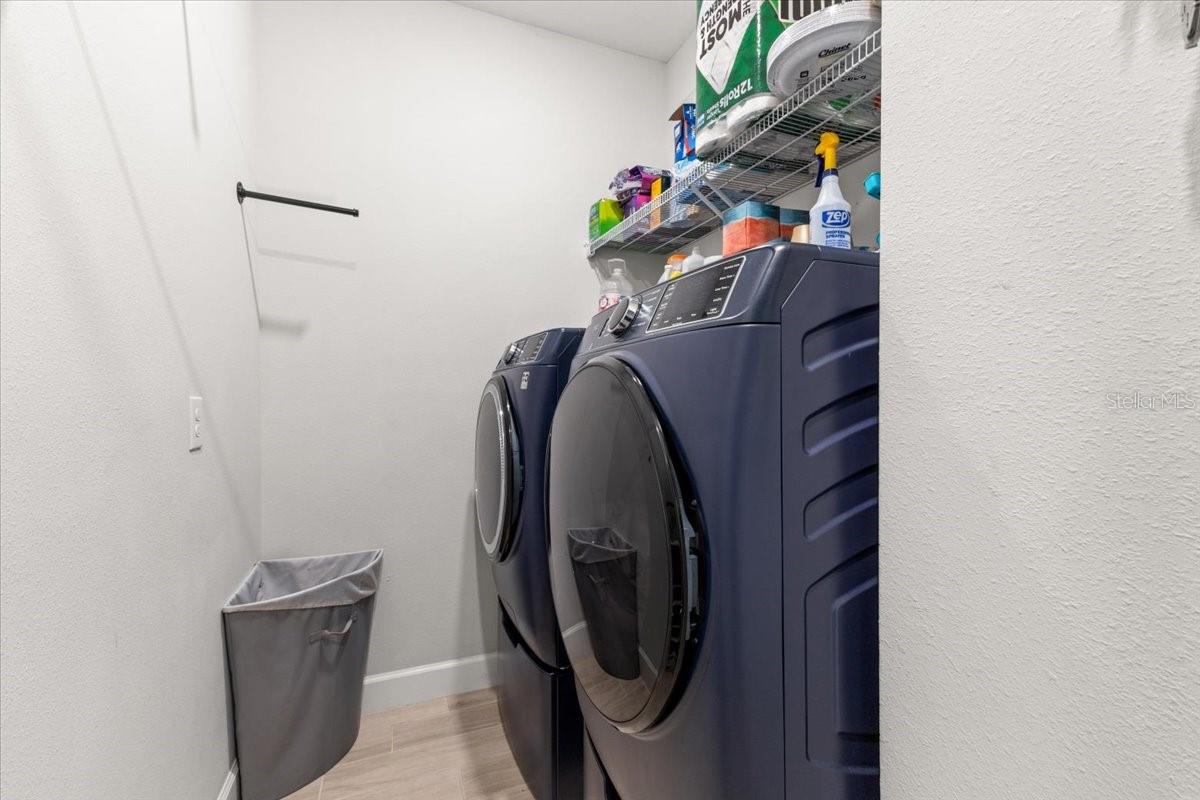 ARTISAN LAKES ESPLANADE PH V SUBPH B & C - Residential