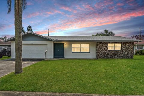 Photo of 10900 Tangora Street, Orlando, FL 32825 (MLS # O6293379) Photo of 10900 Tangora Street, Orlando, FL 32825 (MLS # O6293379)