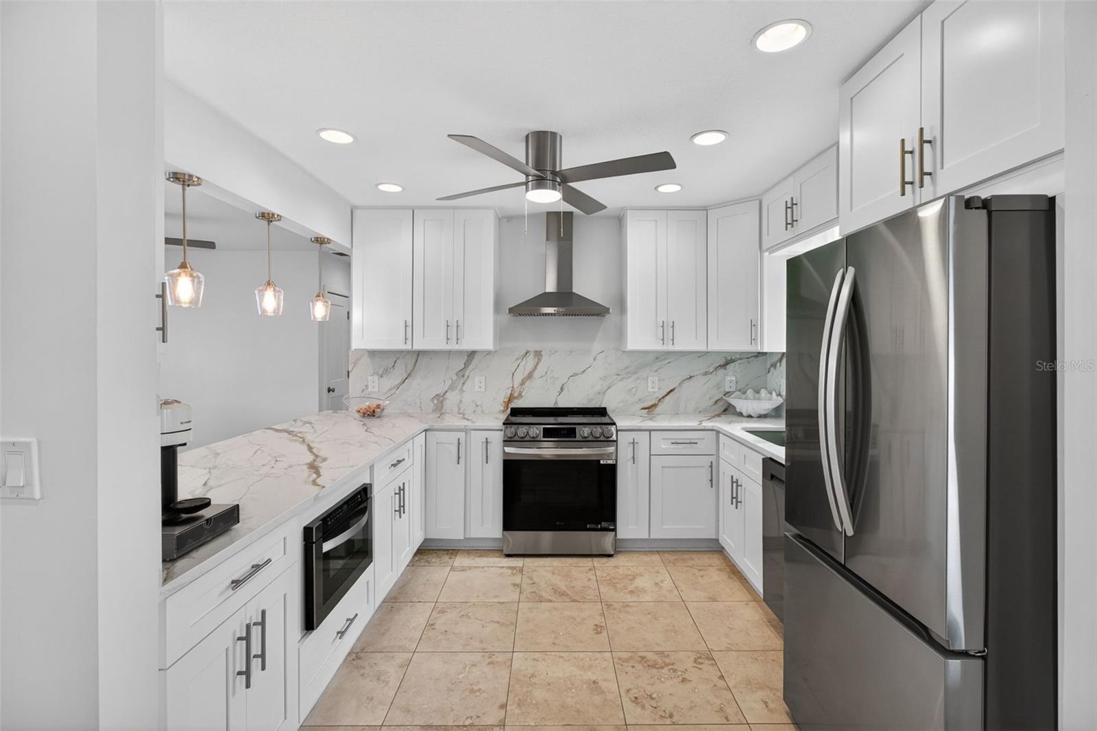 BELLE VISTA POINT 1ST ADD - Residential