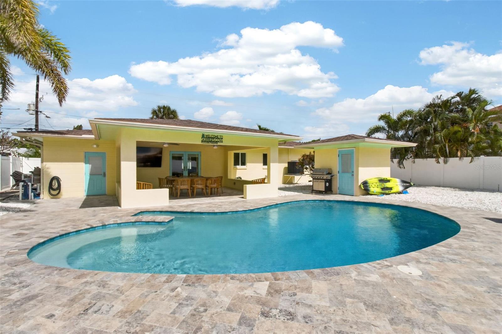 BELLE VISTA POINT 1ST ADD - Residential