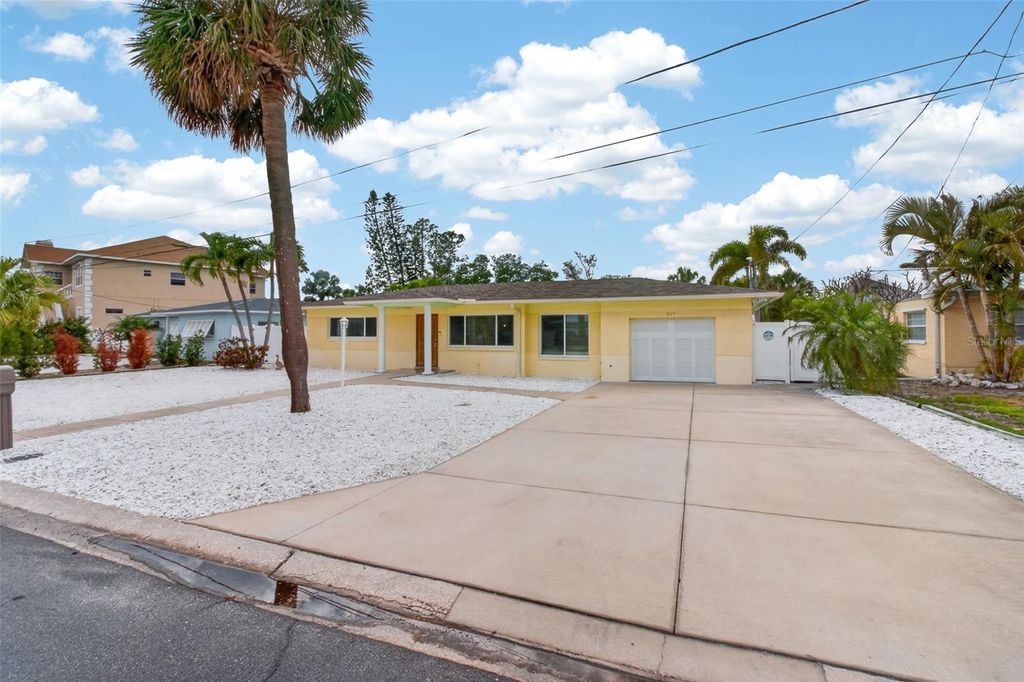 Photo of 517 39th Avenue, St Pete Beach, FL 33706 (MLS # TB8495851)