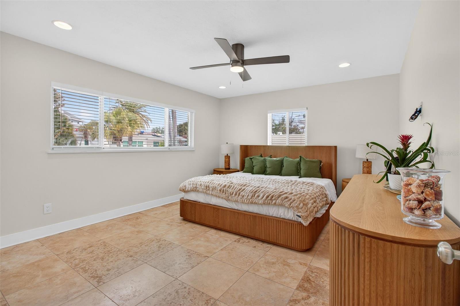 BELLE VISTA POINT 1ST ADD - Residential