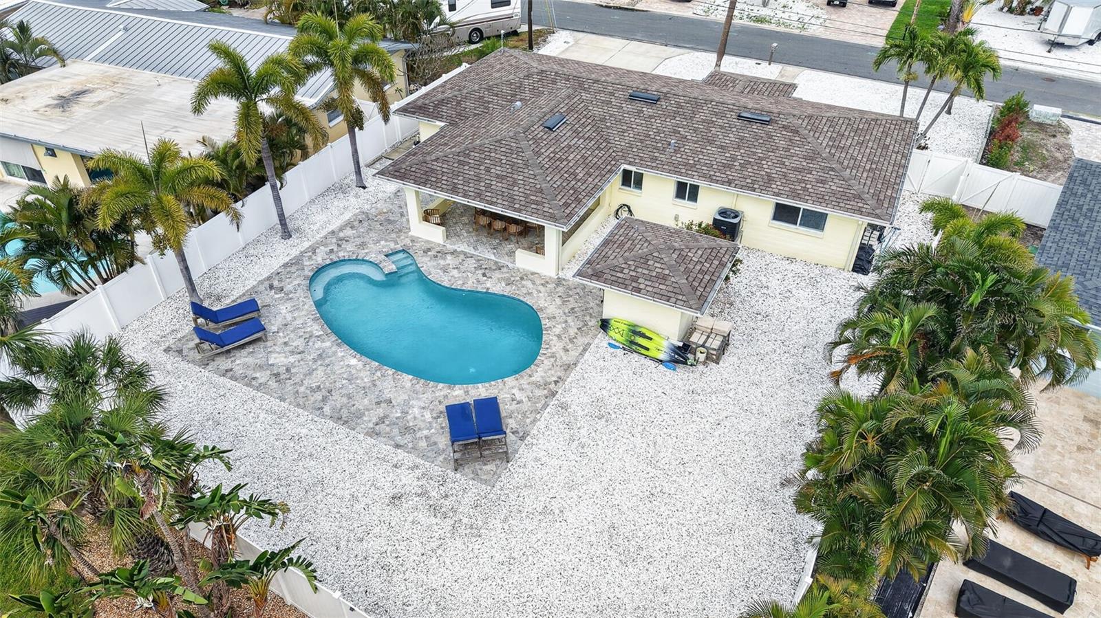 BELLE VISTA POINT 1ST ADD - Residential