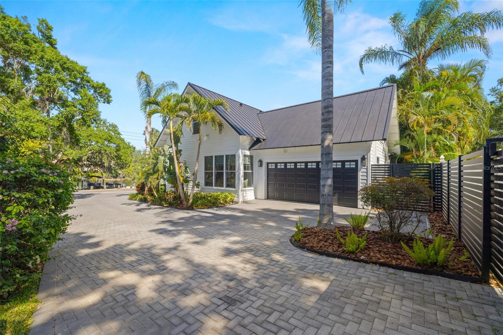 RIVERSIDE ESTATES CORR - Residential