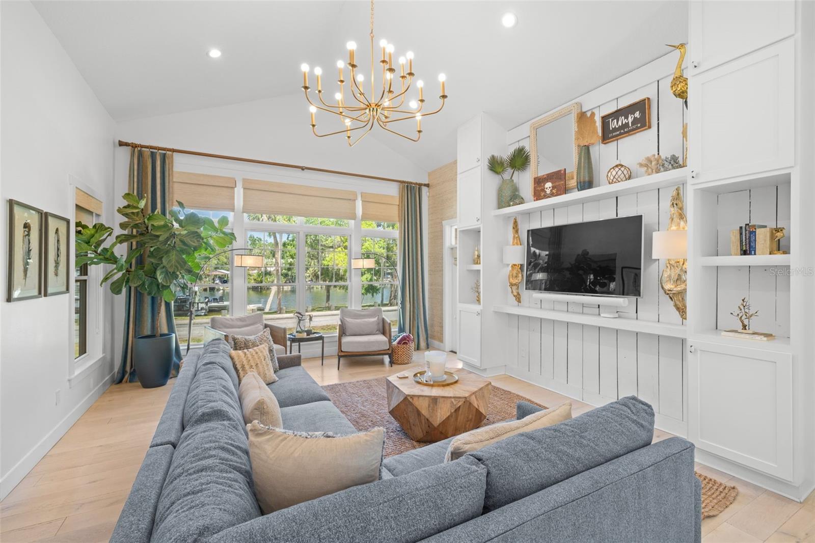 RIVERSIDE ESTATES CORR - Residential
