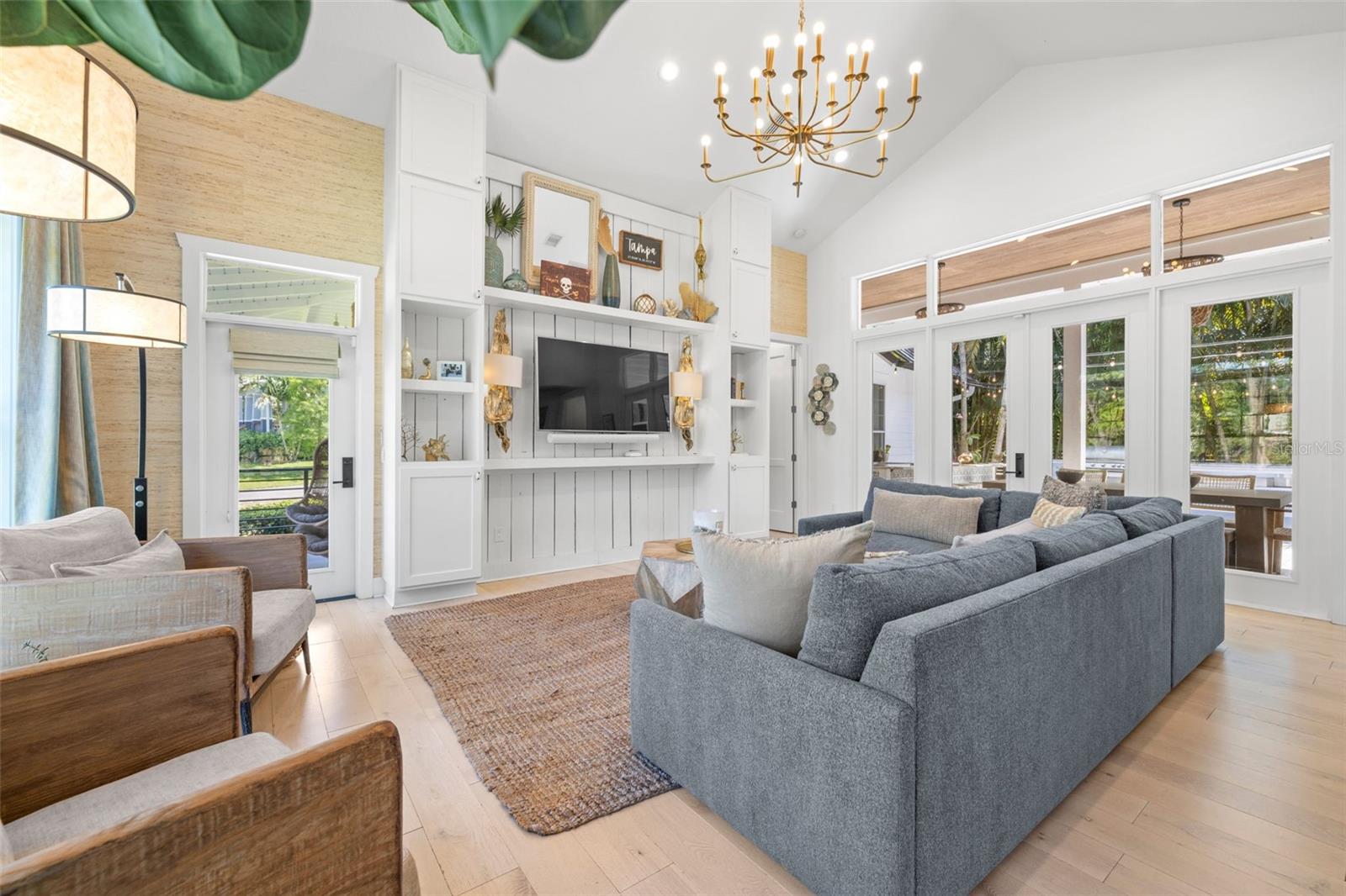 RIVERSIDE ESTATES CORR - Residential