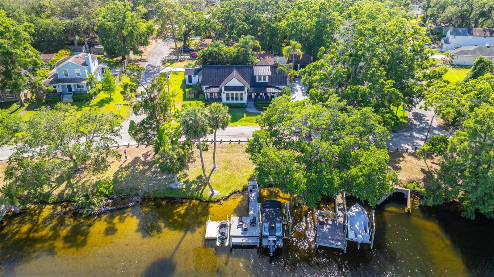 RIVERSIDE ESTATES CORR - Residential