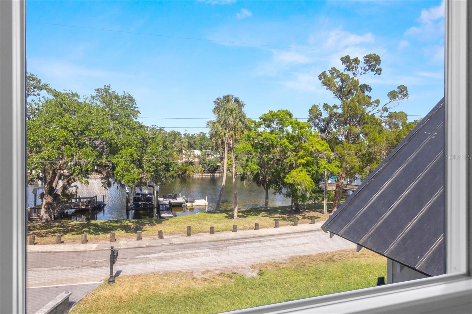 RIVERSIDE ESTATES CORR - Residential