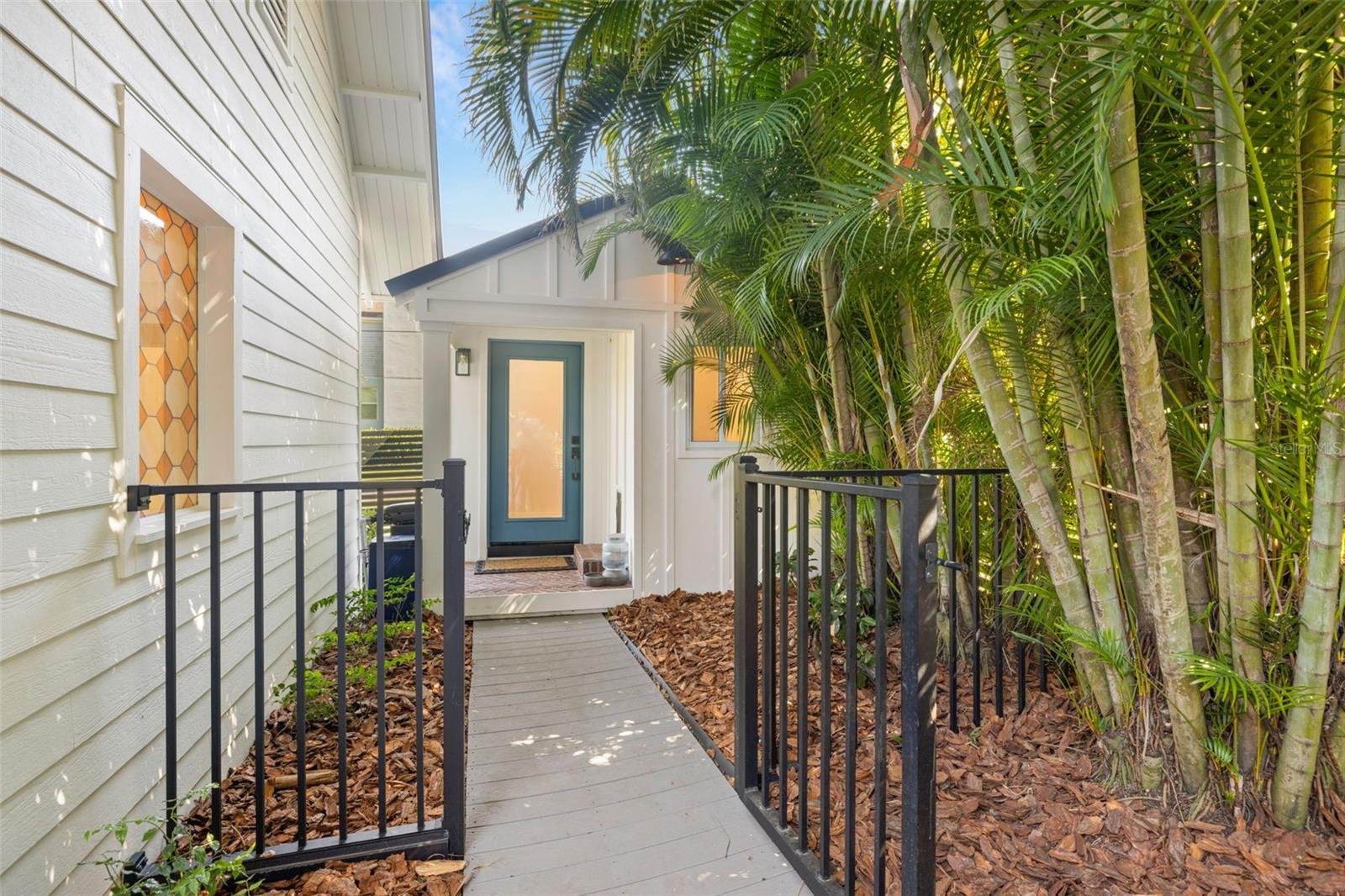 RIVERSIDE ESTATES CORR - Residential