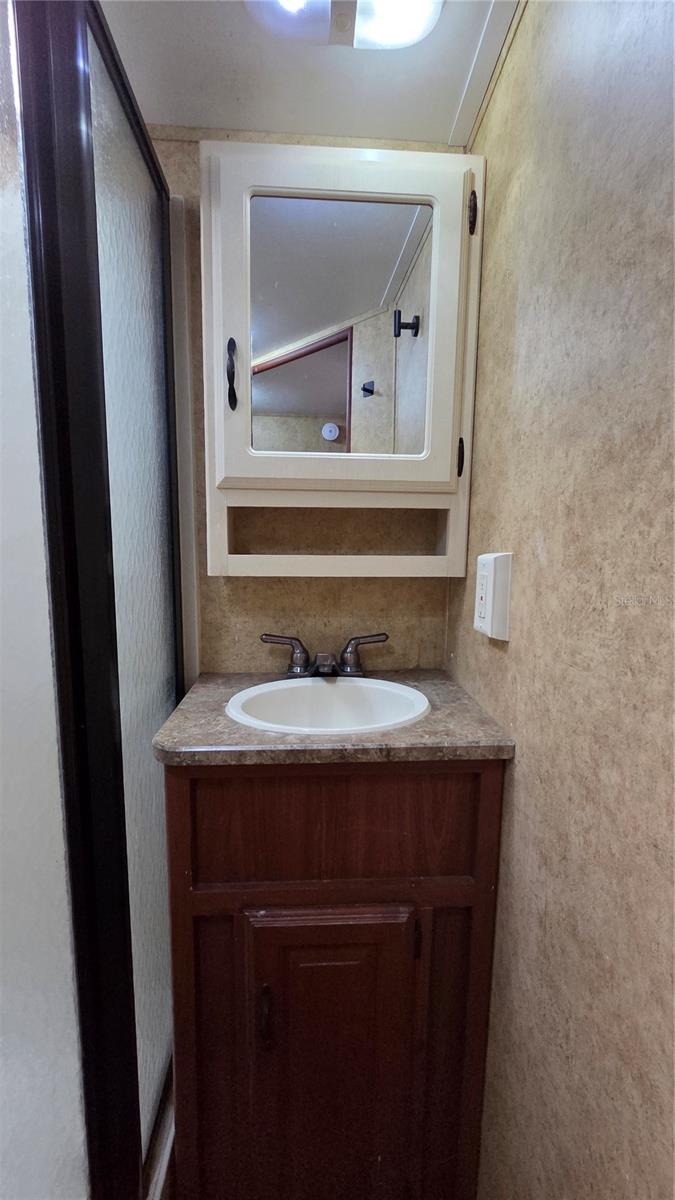 YOGI BEARS JELLYSTONE PARK CONDO - Land